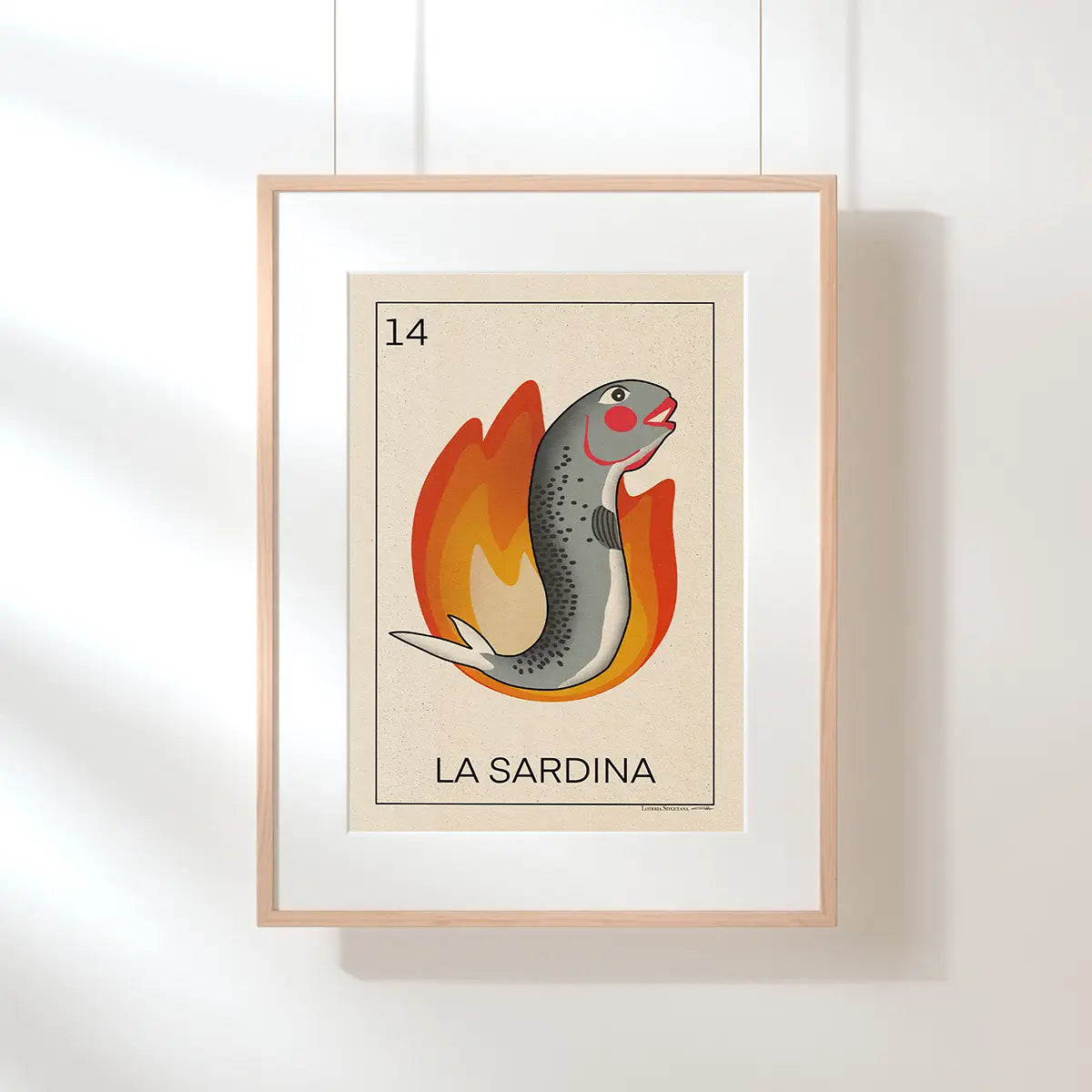 Framed La Sardina poster from the Lotería Sitgetana collection featuring a retro sardine illustration inspired by Carnival folklore