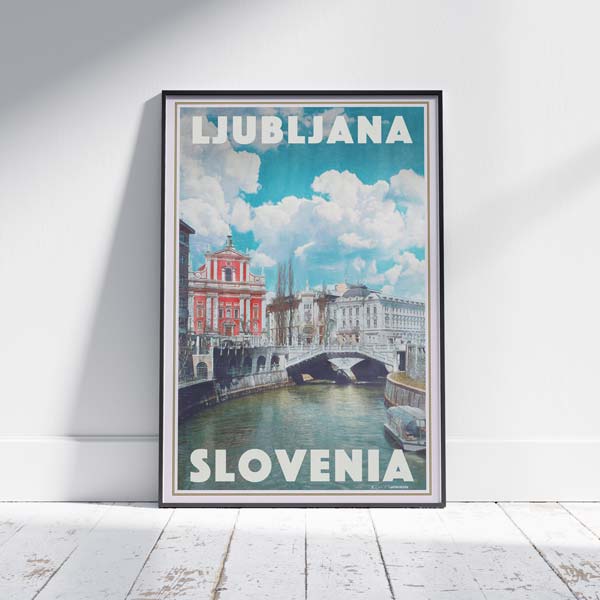 Affiche vintage de Ljubljana par Alecse™ - Vue sur la vieille ville et le canal, encadrée