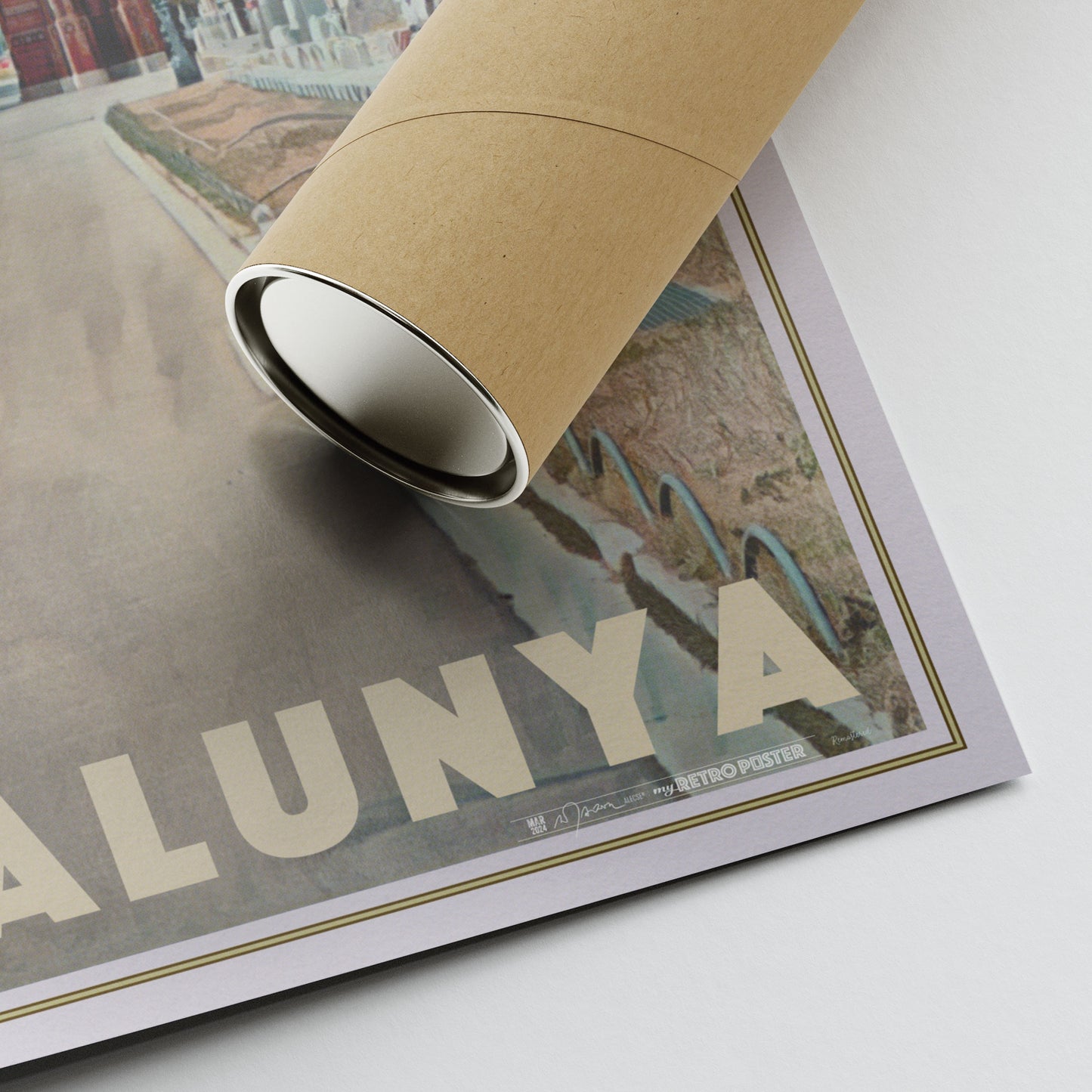 Close-up of Alecse’s Barcelona Arch poster highlighting the red brick arch and surrounding palm trees.