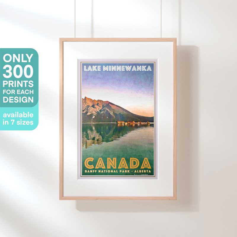 Affiche de voyage du Canada en édition limitée du lac Minnewanka | Rise de Alecse | Impression du parc national de Banff