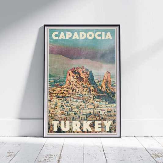 Affiche Capadocia 'Perdez-vous dans l'histoire' par Alecse, Turkey Travel Poster