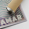 L'affiche Biarritz Miramar est imprimée sur du papier mat de qualité exposition EMA et envoyée dans un tube en carton