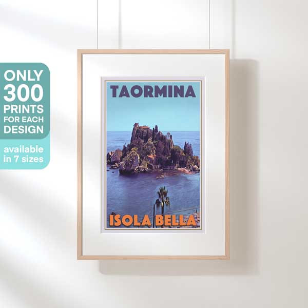 AFFICHE TAORMINA ISOLA BELLA | Édition Limitée | Conception originale par Alecse™ | Série d'affiches de voyage vintage