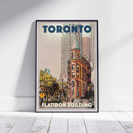 Affiche de Toronto Flatiron | Affiche de voyage vintage du Canada par Alecse